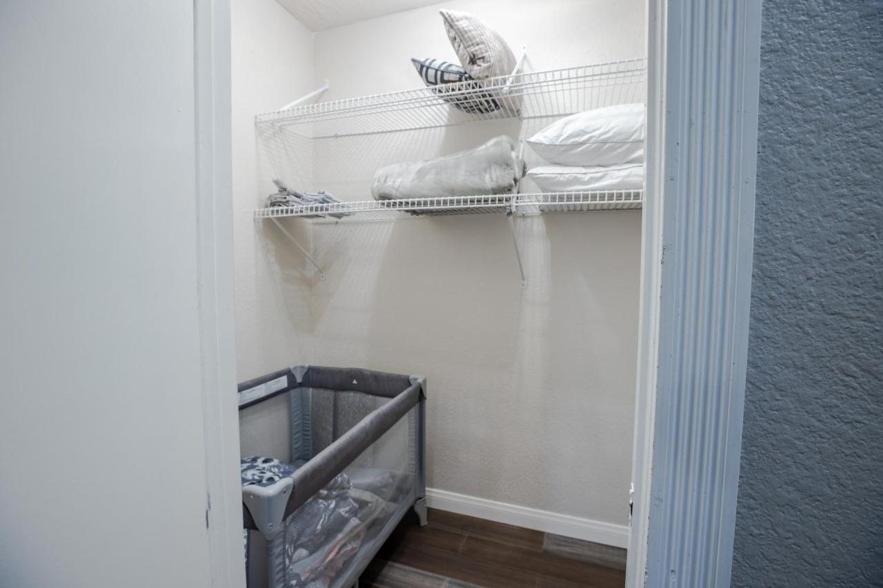 1800 Sqft House W/Heated Pool Spa 13Min From Strip Βίλα Λας Βέγκας Εξωτερικό φωτογραφία